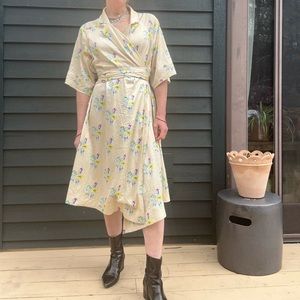 Ganni silk wrap dress / Size L